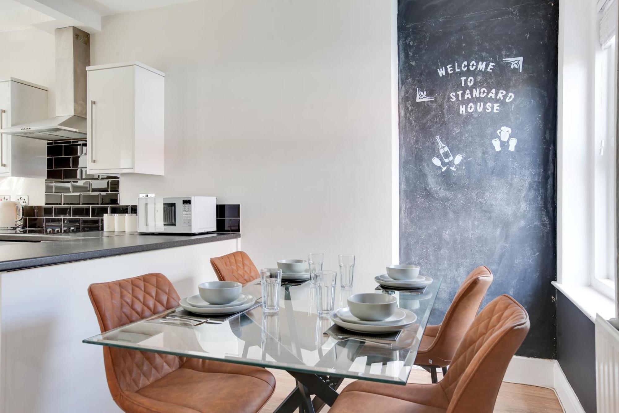 Cosy 3 Bedroom House With Free Parking And Wifi Colchester Eksteriør bilde