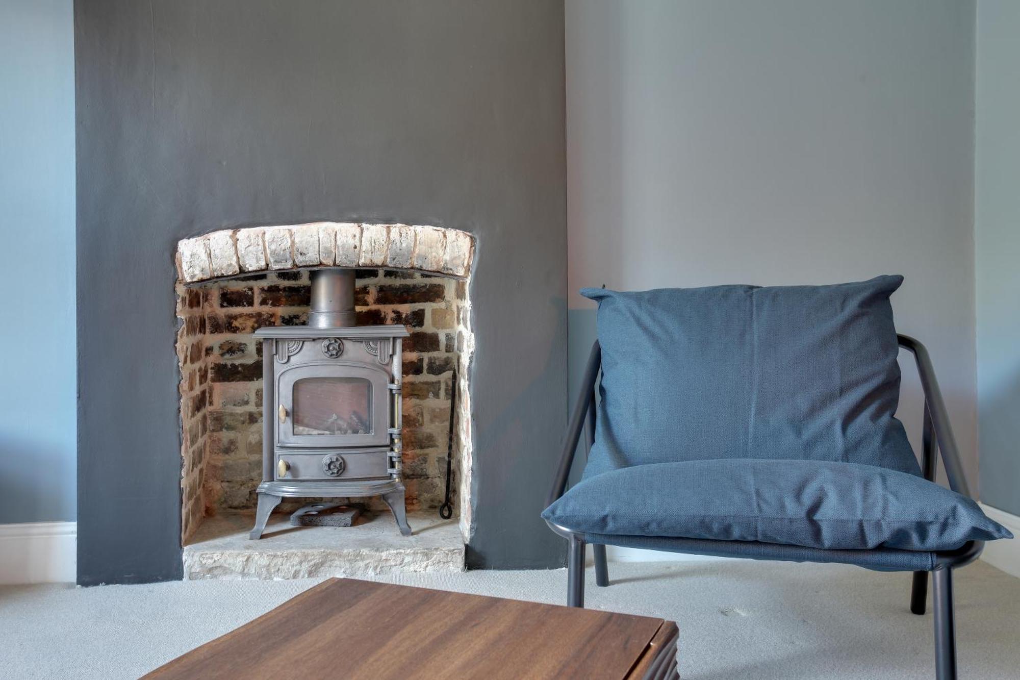 Cosy 3 Bedroom House With Free Parking And Wifi Colchester Eksteriør bilde