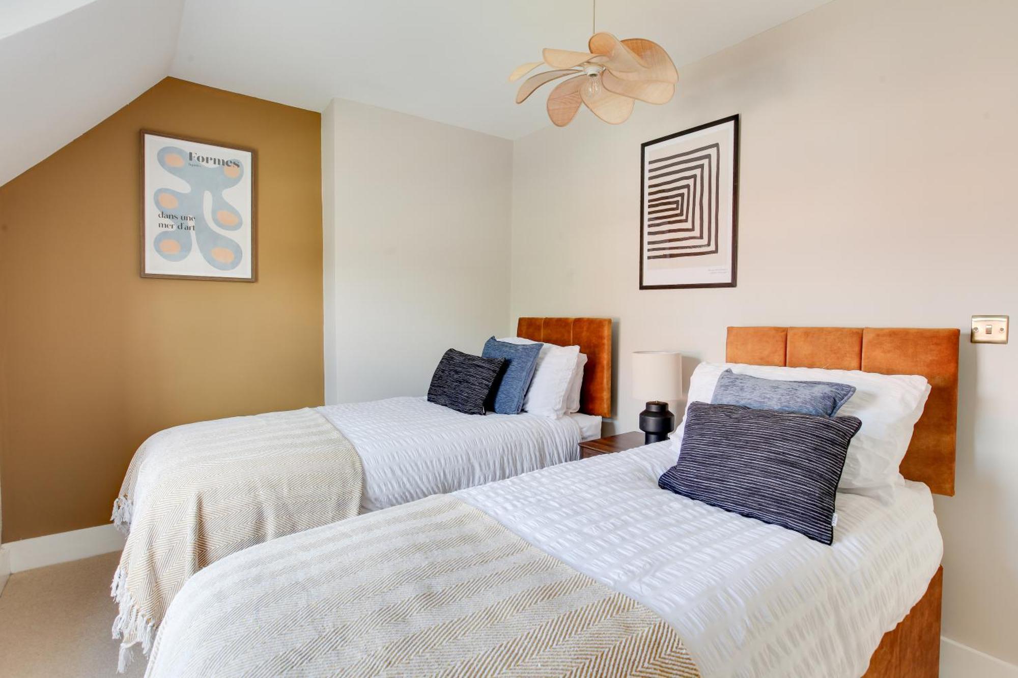 Cosy 3 Bedroom House With Free Parking And Wifi Colchester Eksteriør bilde