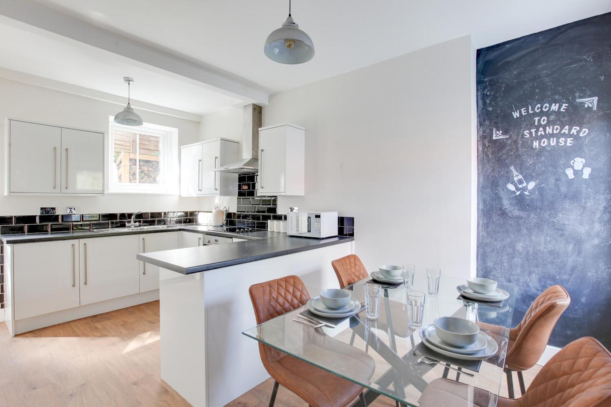 Cosy 3 Bedroom House With Free Parking And Wifi Colchester Eksteriør bilde